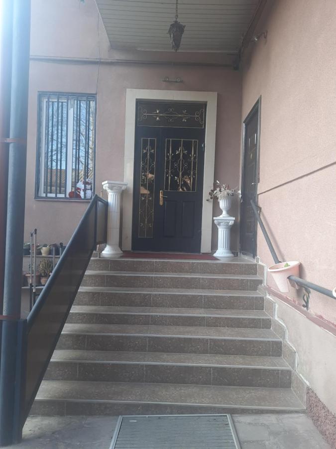 Natali Apartment ティビリシ エクステリア 写真